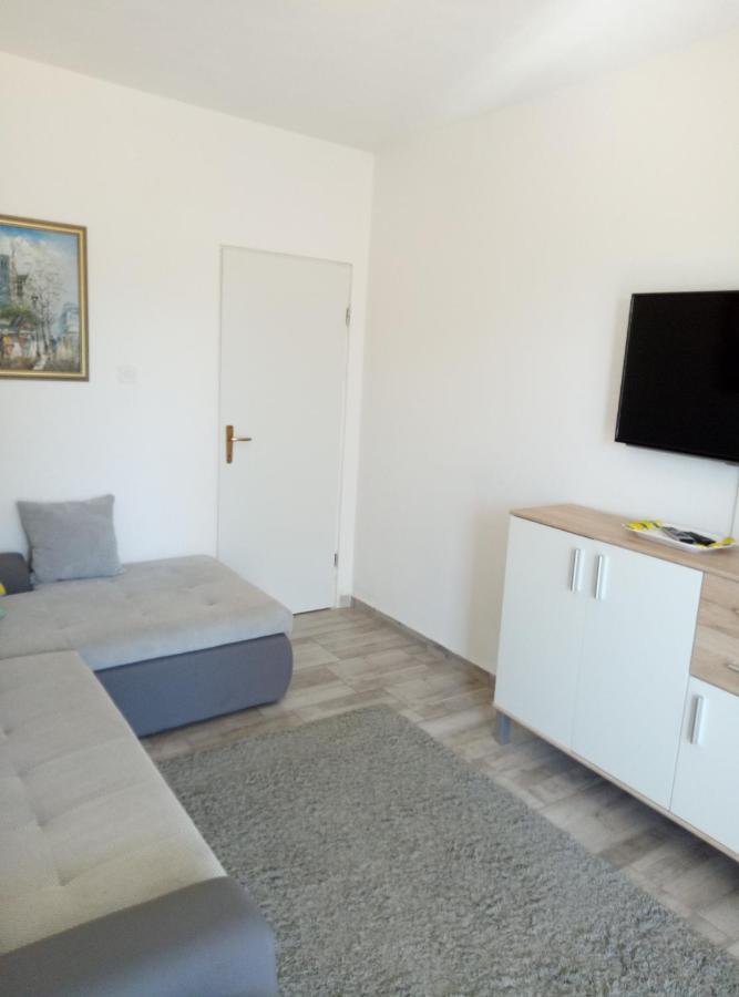 Apartments Tessa 77 Медулин Экстерьер фото